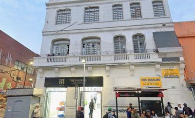 Local Comercial Y Bodega En Bascuñan Guerrero - Santiago