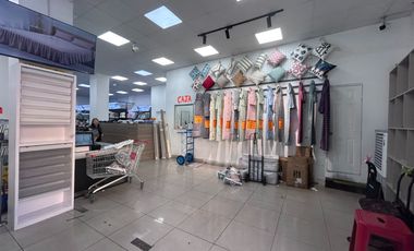 Local Comercial Y Bodega En Bascuñan Guerrero - Santiago