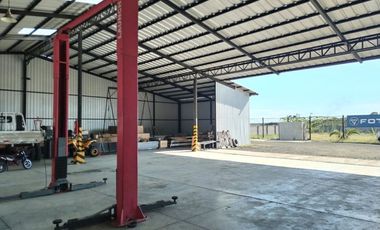 local comercial y galpones de venta en montecristi