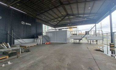 local comercial y galpones de venta en montecristi
