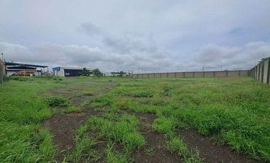 local comercial y galpones de venta en montecristi
