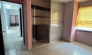 CASA EN RENTA EN ALCAZAR UNA PLANTA AL NORTE DE AGUASCALIENTES NO COTO