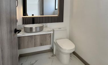 Casa de arriendo de 3 dormitorios en Tumbaco por estrenar