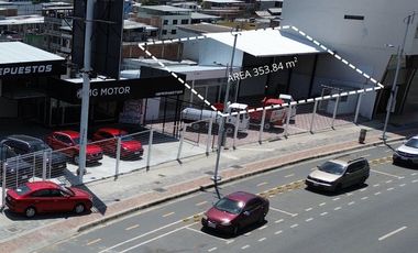 local comercial de venta con showroom en tarqui