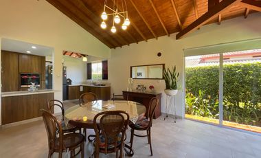 Casa Campestre en Renta - El Caimo