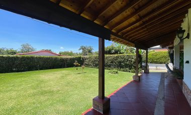 Casa Campestre en Renta - El Caimo