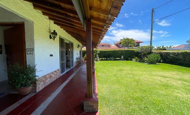 Casa Campestre en Renta - El Caimo