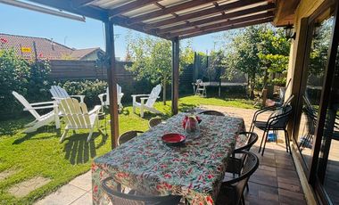 SE VENDE HERMOSA CASA EN QUILAMAPU