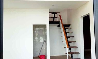 DIJUAL RUMAH 3 LANTAI FULL FURNISH — CITRA MAJA RAYA