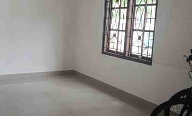 Disewakan Rumah Strategis Siap Huni di Pulomas Jakarta Timur