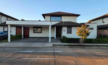 Maravillosa casa en Arriendo