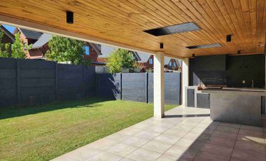 Maravillosa casa en Arriendo
