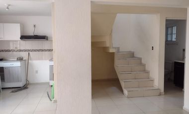 CASA EN VENTA - con LOCAL RENTADO - Los Olivos - $1,650,000