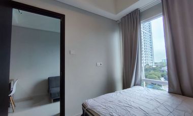 Disewakan Apartemen Puri Mansion Full Furnish 1 Kamar Tidur 37 m2 View Langsung Kolam Renang Cakep