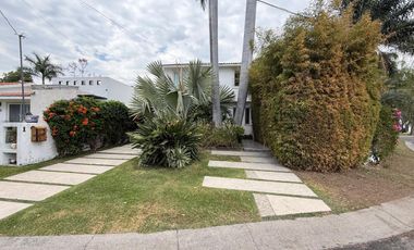CASA EN VENTA EN FRACCIONAMIENTO LOMAS DE COCOYOC, MORELOS