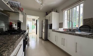 CASA EN VENTA EN FRACCIONAMIENTO LOMAS DE COCOYOC, MORELOS