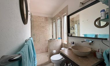 CASA EN VENTA EN FRACCIONAMIENTO LOMAS DE COCOYOC, MORELOS