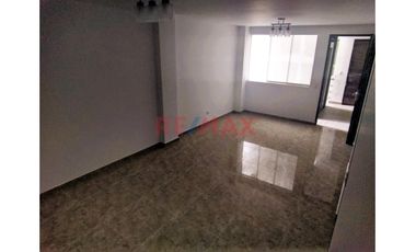 Alquilo Depa 2 Dormitorios - 3Er Piso - Urb. San Roque – Surco