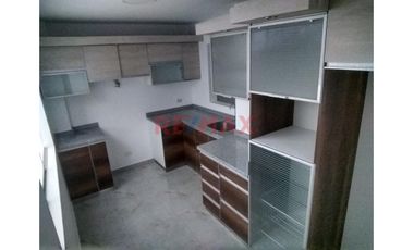 Alquilo Depa 2 Dormitorios - 3Er Piso - Urb. San Roque – Surco