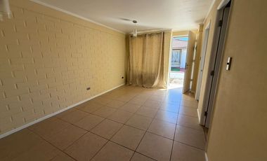 Hermosa casa en arriendo en Machali