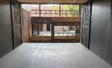 Local Comercial en renta 955 m² | Uso de suelo Comercial y Servicios | San Ángel