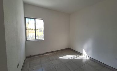 CASA EN RENTA FRACC. LAS ACEQUIAS POR RAMON RIVERA LARA Y TECNOLOGICO