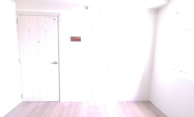 Unfurnished condo studio for rent at Vista GL Taft