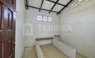 Venta de Casa de 1 Planta, 3 Dormitorios, Amplio Terreno - Punta Blanca, Entrada 6, Ruta del Spondylus