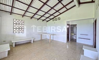 Venta de Casa de 1 Planta, 3 Dormitorios, Amplio Terreno - Punta Blanca, Entrada 6, Ruta del Spondylus