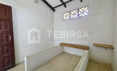 Venta de Casa de 1 Planta, 3 Dormitorios, Amplio Terreno - Punta Blanca, Entrada 6, Ruta del Spondylus