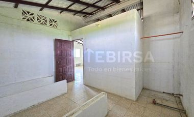 Venta de Casa de 1 Planta, 3 Dormitorios, Amplio Terreno - Punta Blanca, Entrada 6, Ruta del Spondylus