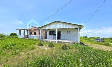 Venta de Casa de 1 Planta, 3 Dormitorios, Amplio Terreno - Punta Blanca, Entrada 6, Ruta del Spondylus
