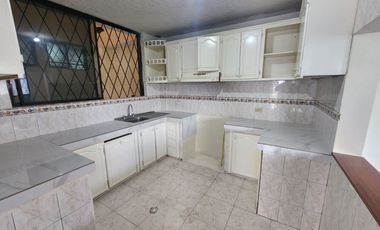 Departamento en Renta - Urb Hermano Miguel, Amaguaña