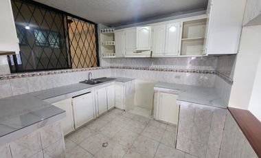 Departamento en Renta - Urb Hermano Miguel, Amaguaña