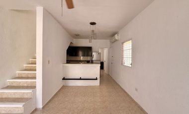 Casa en venta en el Fraccionamiento La Toscana - Playa del Carmen