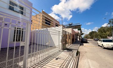 Casa en venta en el Fraccionamiento La Toscana - Playa del Carmen