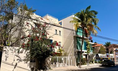Edifico en venta a pasos de la 5ta Avenida en Playa del Carmen - Centro