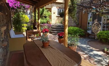Casa en renta en Tepoztlán Morelos, en Santiago Tepetlapa