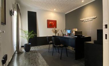 Diamante, entre Perú y España - Casa en venta en Zona Centro