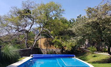 Casa en renta en Tepoztlán Morelos, en Santiago Tepetlapa