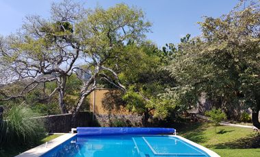 Casa en renta en Tepoztlán Morelos, en Santiago Tepetlapa