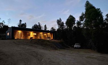 hermosa Parcela con Casa autosustentable