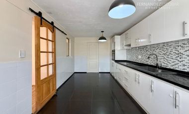 SAN ESTEBAN - VENDE CASA 3D 2B 1E - COND. TOCORNAL