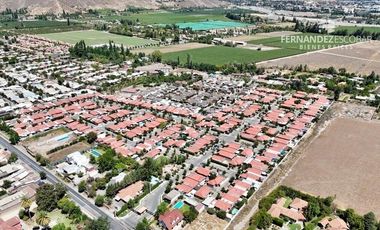 SAN ESTEBAN - VENDE CASA 3D 2B 1E - COND. TOCORNAL