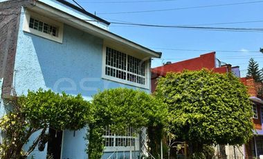 ¡Excelente opotunidad! Casa en venta ubicada en San Mateo Xalpa.