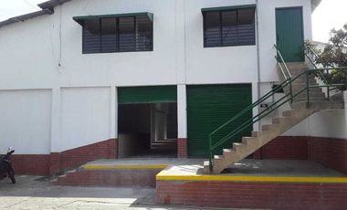 Bodega Alquilo En Conjunto de 380 M2 / $8.500.000 / No Paga Admón. / Arroyohondo