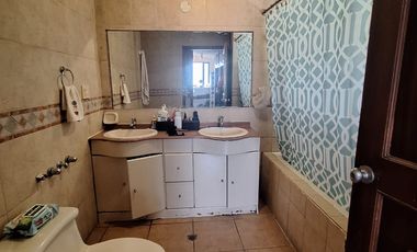 VENTA CASA EN URBANIZACIÓN SECTOR CUMBAYA