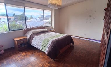 VENTA CASA EN URBANIZACIÓN SECTOR CUMBAYA