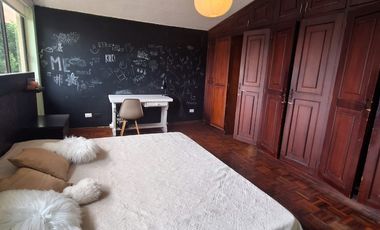 VENTA CASA EN URBANIZACIÓN SECTOR CUMBAYA