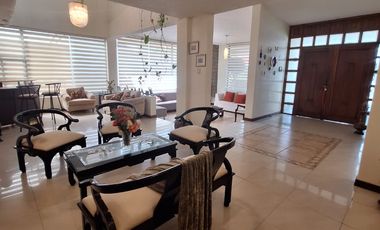 VENTA CASA EN URBANIZACIÓN SECTOR CUMBAYA